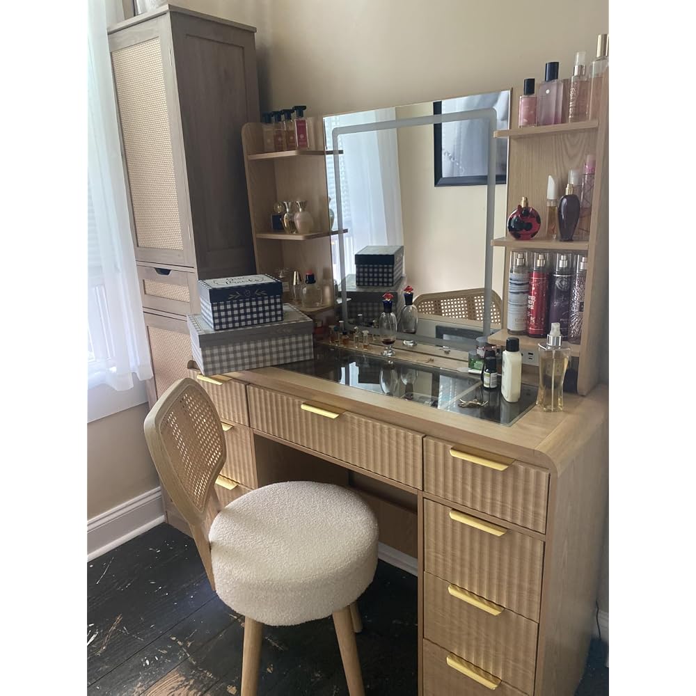 Rattan Dining Chair, Kitchen Dining Room Chairs, Mid Century Modern Boucle Chair, Stylish Upholstered Wood Accent Chair, Cute Sherpa Chair, Living Room Bar Stool Chair, Boho Makeup Vanity Chair, 1 Pc